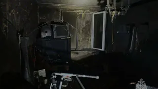 Нижнекамские пожарные спасли из горящей квартиры пожилую женщину