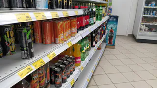 Госдума запретила продажу энергетиков несовершеннолетним