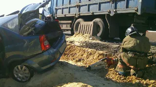 Смертельное ДТП в Шацком районе - легковушки залетели под грузовик