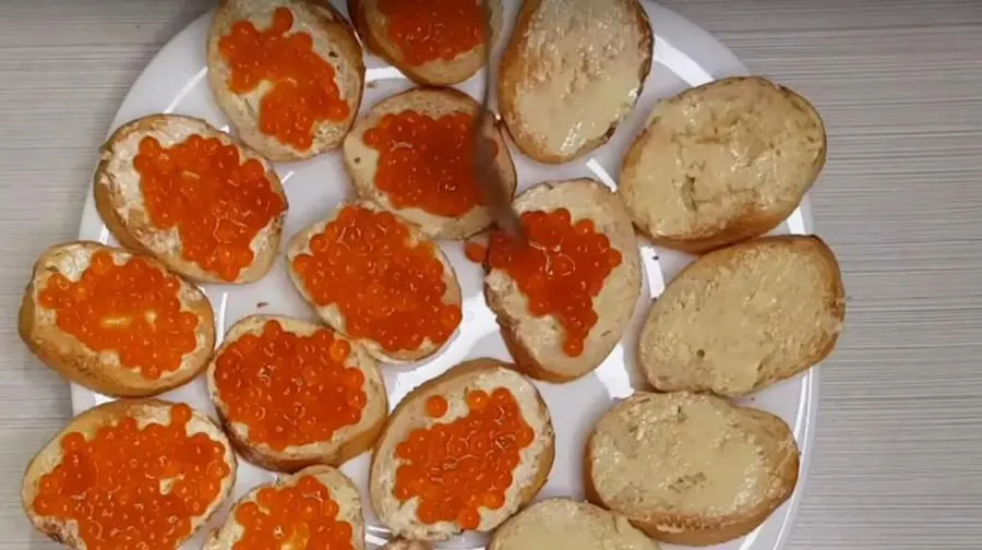 Новогодние рецепты: альтернатива красной икре на бутербродах
