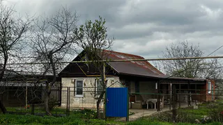 Сажа и нагар вылетят мигом: достаточно затопить печь этим — тяга станет образцовой