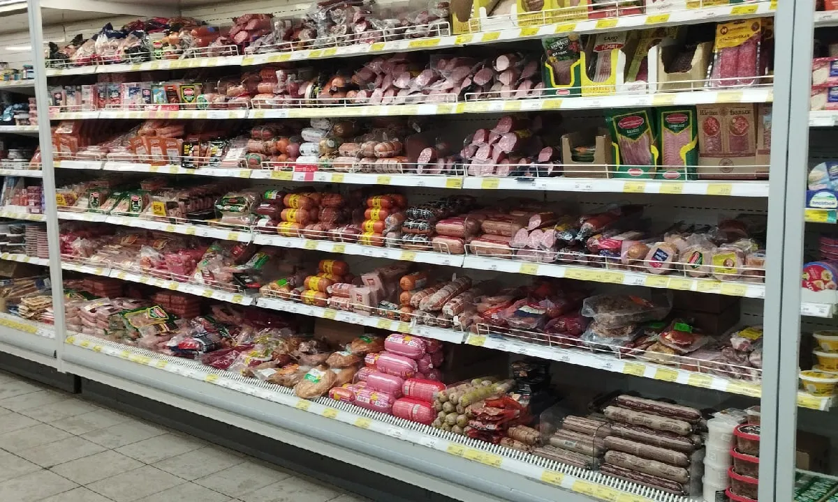 Роскачество назвало "Докторскую": такой колбасе — прямая дорога в новогодний оливье