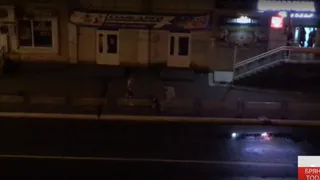 В центре Брянска жестоко избили парня (видео)