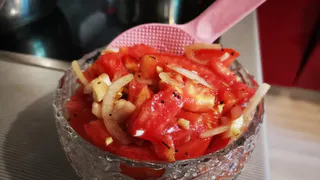 Раскрываем секрет вкусной закуски из томатов