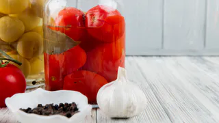 Вкуснейшие помидоры в банке - это лучший рецепт помидоров на зиму: вся фишка в этом особом рассоле