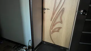 Проверено веками: почему мудрые женщины до сих пор кладут лавровые листы под порог в новолуние