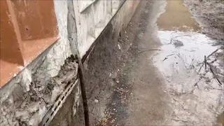 В рязанской Горроще жильцы боятся обрушения дома из-за канализации