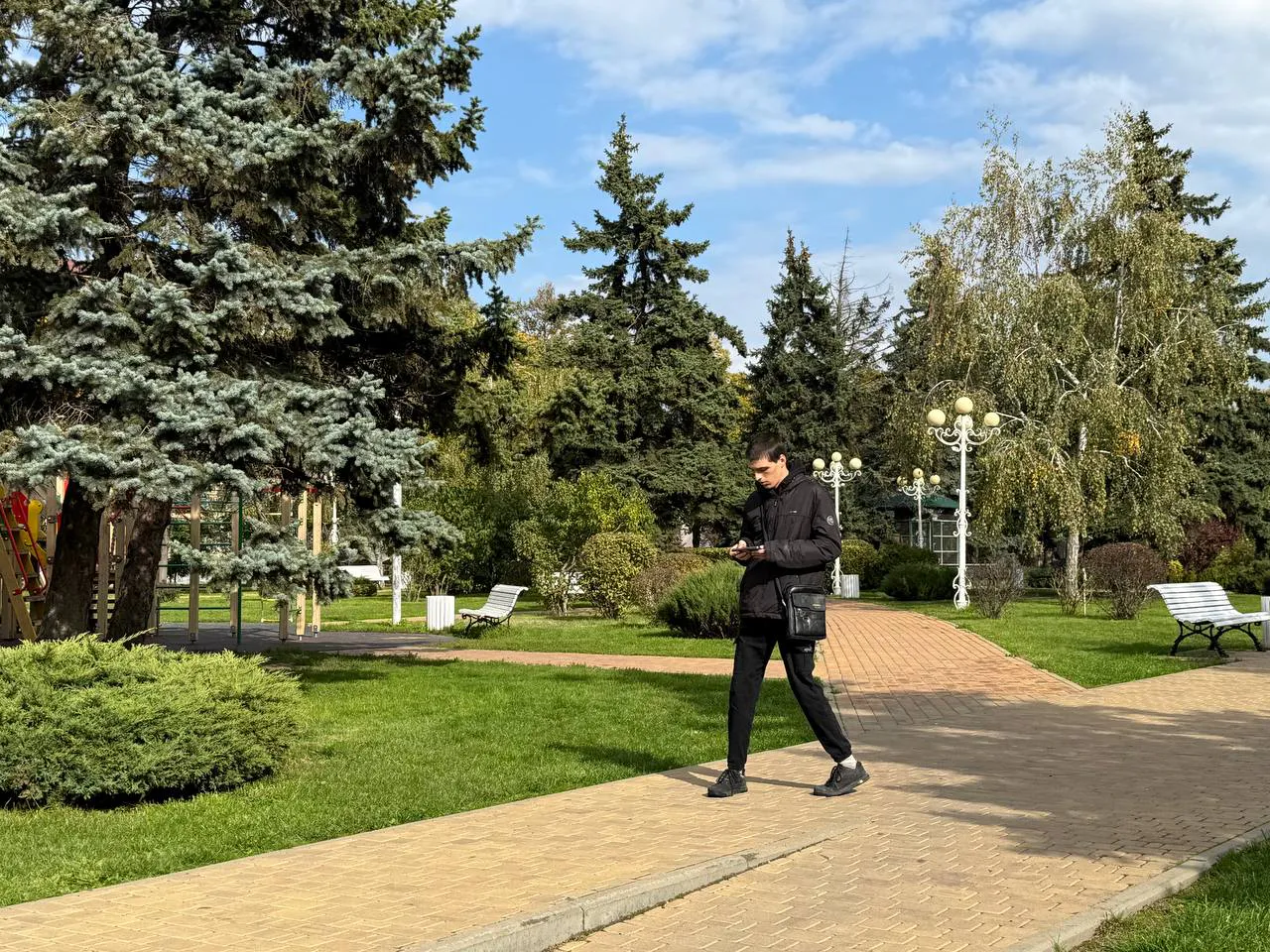 Овны, не бегите от проблем, Рыбам обещают удачный день, а Козерогам и Стрельцам стоит рассчитывать только на себя