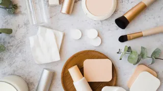 Региональный Роспотребнадзор предупреждает об опасности косметики с истекшим сроком годности