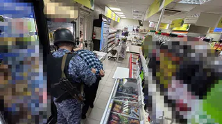 Пензенские Росгвардейцы задержали мужчину, который украл в магазине алкоголь и закуски