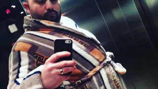 Рязанец в халате и тапочках гулял по магазинам 