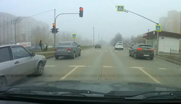 Видео о нижнекамских водителях-нарушителях заинтересовались сотрудники ГИБДД
