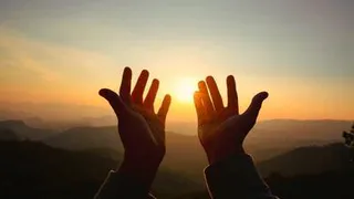 Приметы и запреты на 22 августа: яркое и черное не носить, руки не тереть