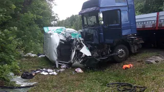 В Михайловском районе столкнулись грузовик Man и Газель - один из водителей погиб