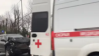 На Ряжском шоссе из-за 16-летней девушки пострадали три человека 