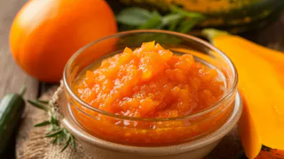 Вот такую кабачковую икру я заготавливаю на зиму каждый год. Готовлю сразу много, чтобы на долго хватило