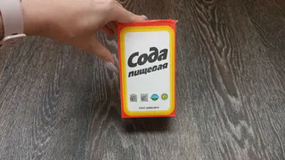 Забудьте про соду и уксус: жир с ручек плиты без проблем выведет другое средство — даже снимать не придётся