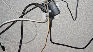 С 7 августа - полный запрет на электричество на дачных участках: от сети придётся отключиться, а провода снять