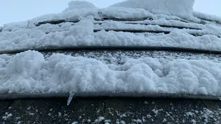 Безответственное отношение управляющей компании: мэр Ясинский прокомментировал падение наледи на рязанку