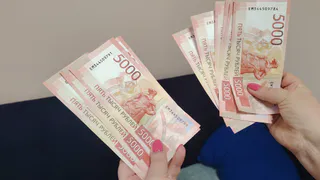 Коми ждет "детские" выплаты в конце апреля и майские пенсии по графику