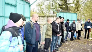 В Пронском районе Рязанской области проводили очередную группу мобилизованных