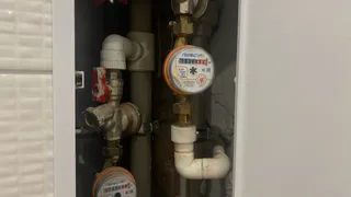 Собственники потеряли дар речи: правило с 2 марта вводится для тех, у кого в квартире стоят счетчики больше 3 лет