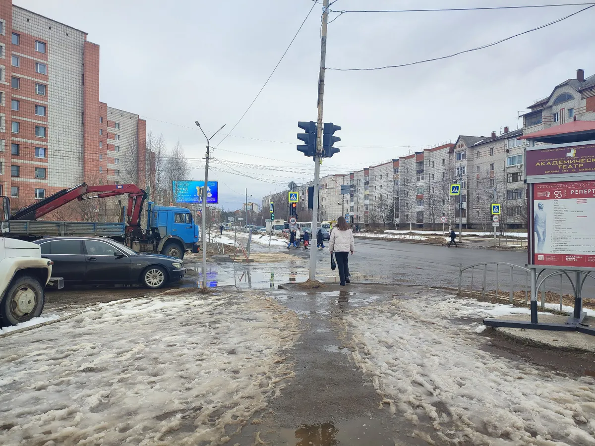 В Магнитогорске городская администрация выплатит 200 тысяч рублей за травму пешехода на скользком тротуаре