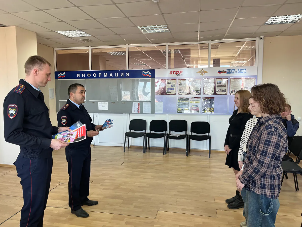 Начинающий водитель – особая ответственность: в Магнитогорске торжественно вручили первые права