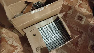 У 60-летнего мужчины нашли почти две тысячи пачек немаркированных сигарет