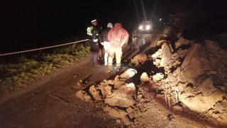 Под Рязанью подростки на мопеде врезались в глиняную насыпь: погиб 12-летний мальчик