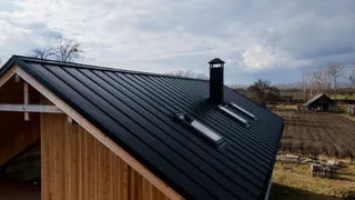 Не соль, не очистки: лучший способ очистить дымоход — нагар и сажа исчезнут сразу — нужна пластиковая бутылка