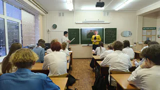 В Усинске школьники обсудили героизм и личный выбор на открытом уроке