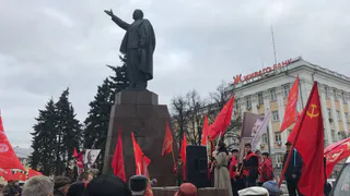 Красный день календаря: что вы знаете о советских праздниках? Тест!