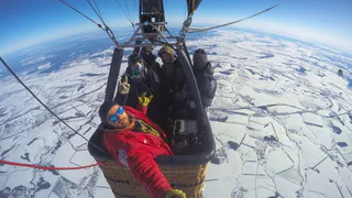 Рязанцы впервые поднялись на тепловом аэростате на высоту 5700 метров