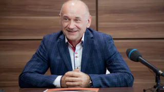 Доход брянского депутата Владимира Жутенкова уменьшился на 54 млн рублей