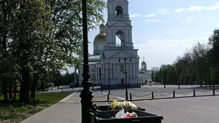 В Пензе потребовали убрать мусорные баки с туристического пути