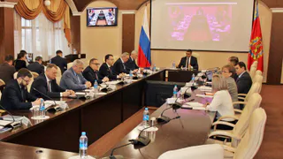 В праздничные дни жители Владимирской области могут сообщить о скоплениях мусора по «горячей линии»