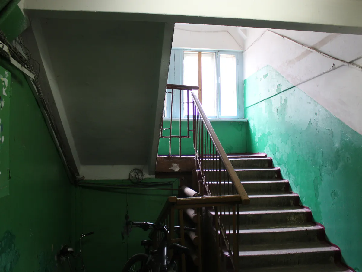 Неизвестный нетрезвый магнитогорец тревожил жителей дома по улице Карла Маркса посреди ночи