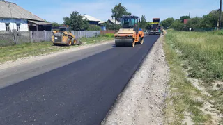 Дорожники кладут свежий асфальт к музею Циолковского в Спасском районе