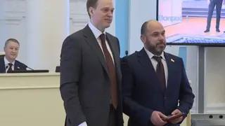 Малков вручил депутату Андрею Глазунову медаль ордена «За заслуги перед Отечеством»