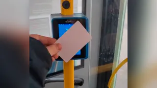 Валидаторы для оплаты проезда заработали в троллейбусах Рязани