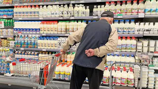 Плюс 40%: продукты в России начали стремительно дорожать