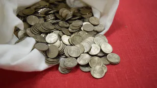 В Чувашской Республике вернули в обращение монеты на миллион рублей