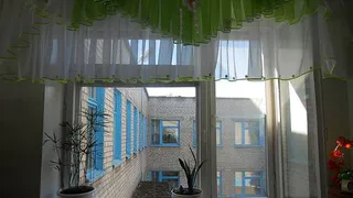 Окна настежь: в нижнекамском детском саду воспитатель заставила спать детей на холоде