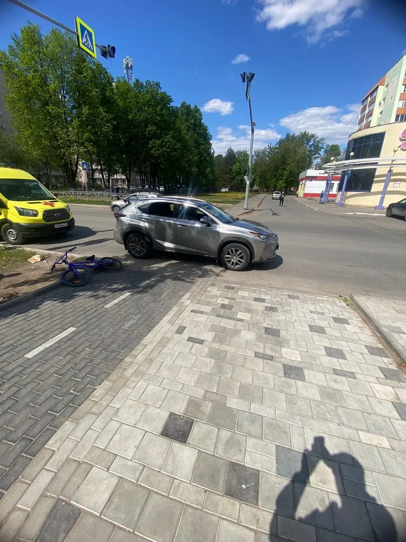 В Нижнекамске сбили велосипедиста на пешеходном переходе