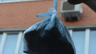 “Мусорный” оператор: - Как дорогу к вам сделают, так и приедем!