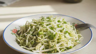 Салат с пекинской капустой "Леди Ди": настолько сочный, аж течет по губам - у домашних только за ушами пищит от удовольствия