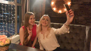 Участницы «Российская красавица 2016. Рязань» учат китайский, делают мебель и поют на языке жестов