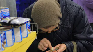 Нет денег в бюджете страны на карточки для малоимущих