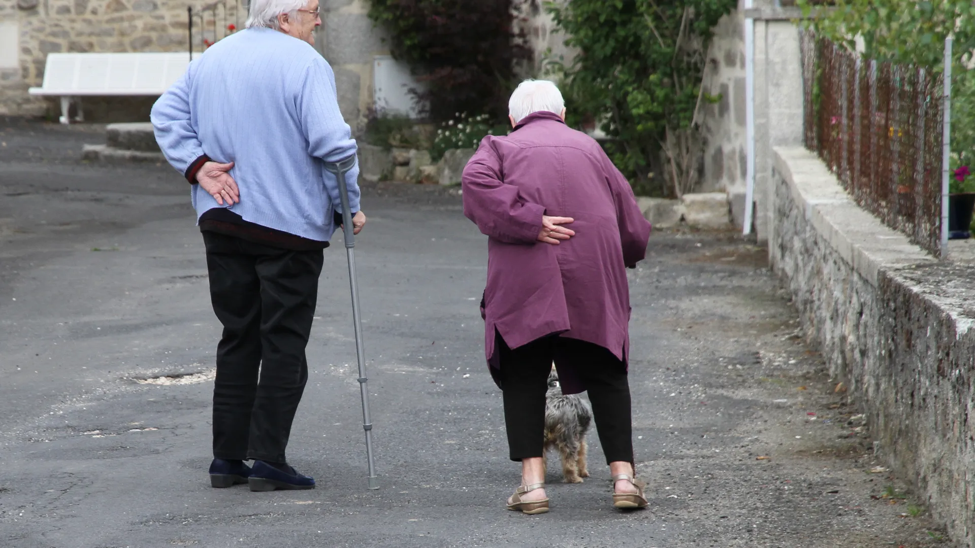 Пенсионеров порадовали известиями. За квартиру и не только теперь платить не нужно